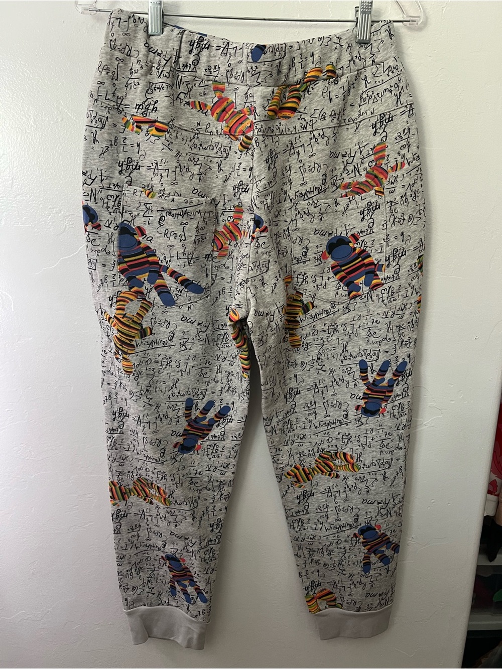NWT Easel LA joggers sock monkey/tigers/math formulas Size Medium - Picture 5 of 6